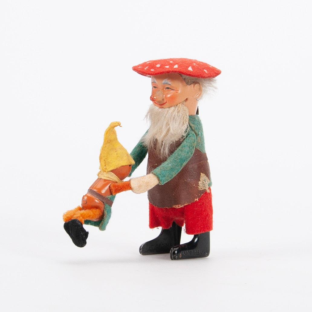 SCHUCO. "Zwerg Tanzfigur" circa 1930.