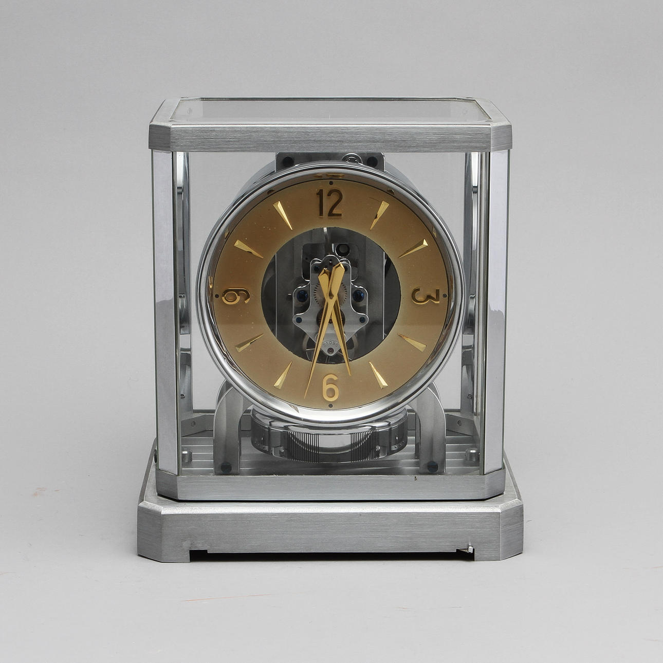 BORDSUR, Jaeger-Le Coultre, "Atmos", Swiss made.