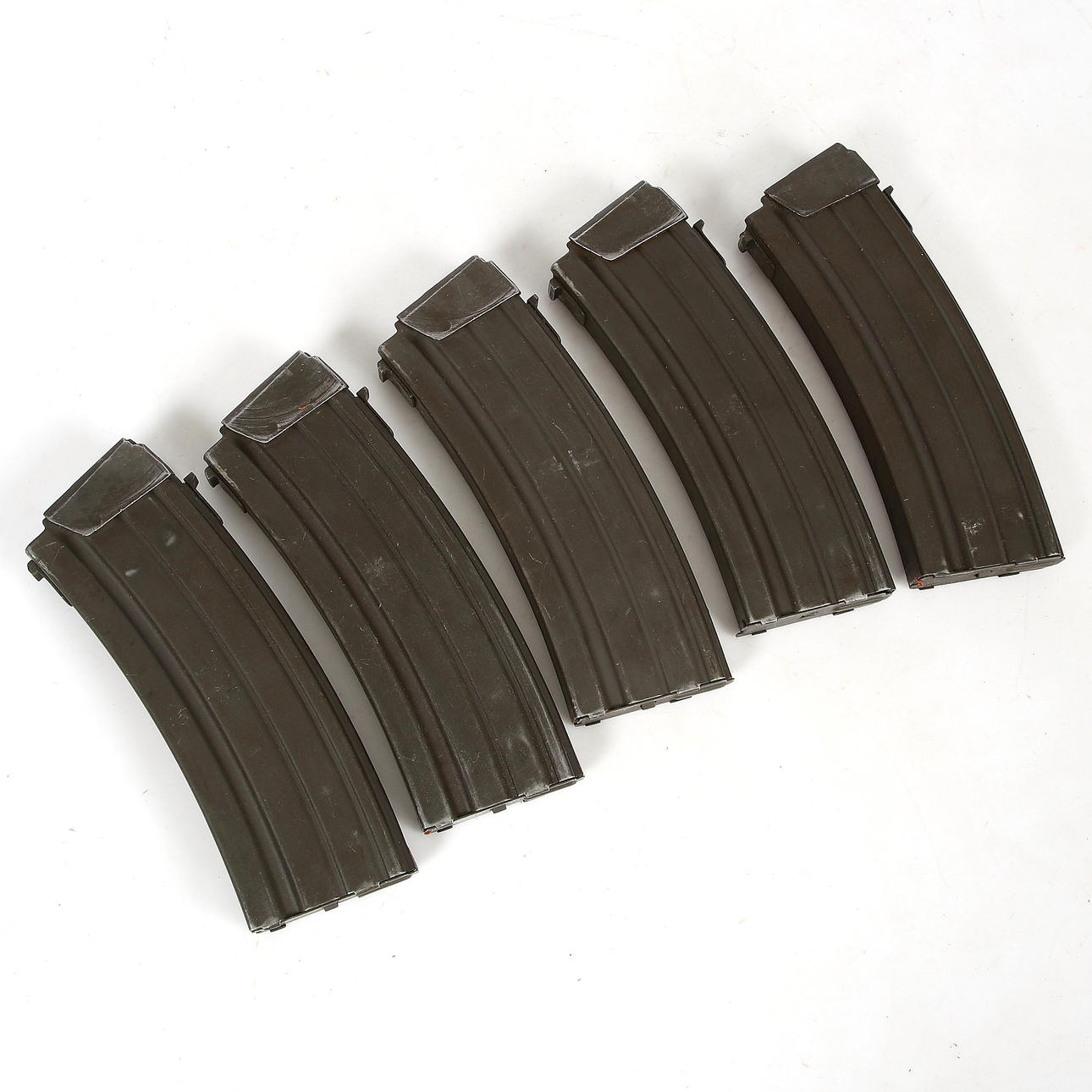 REVISTA, IMI Galil FFV 890. siglo 20.