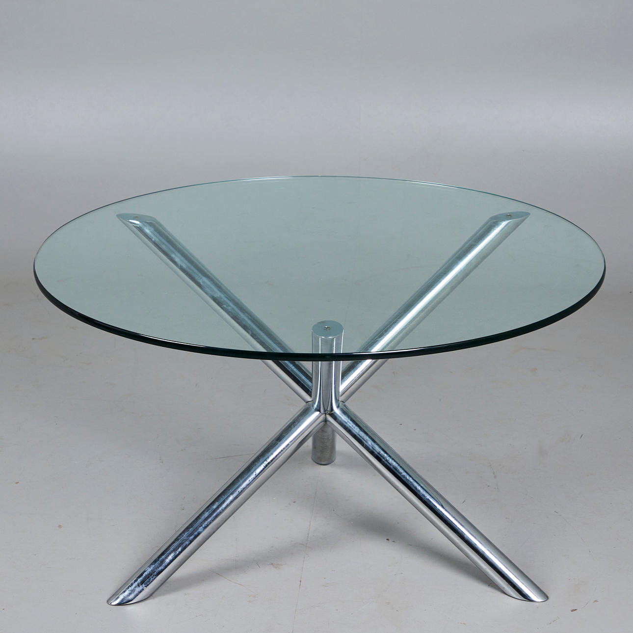 Tisch / Esstisch, Chrom, Glas.