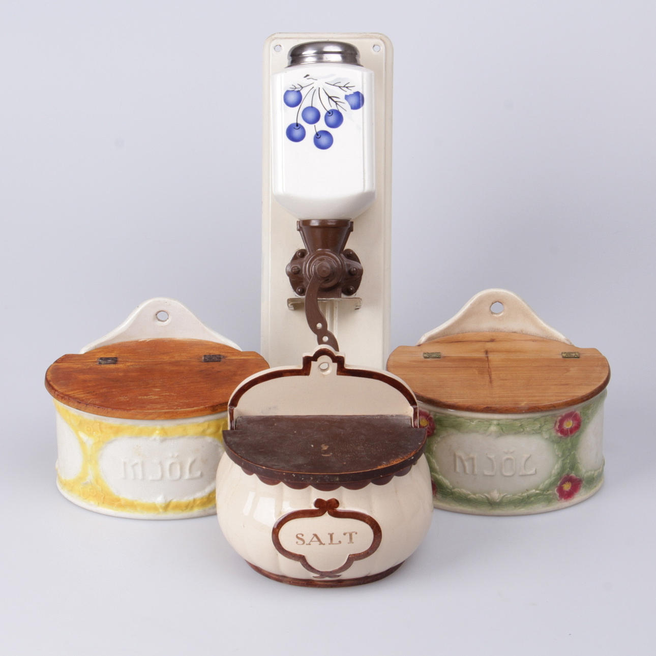 KAFFEKVARN, samt skeppor, 4 delar, keramik, 1900-tal.