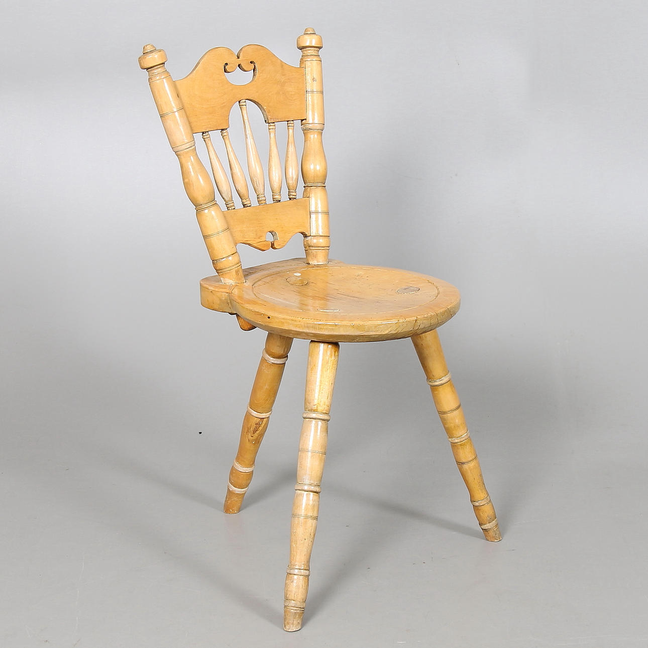 BLEKINGESTOL, trä, allmoge, 1800-tal.