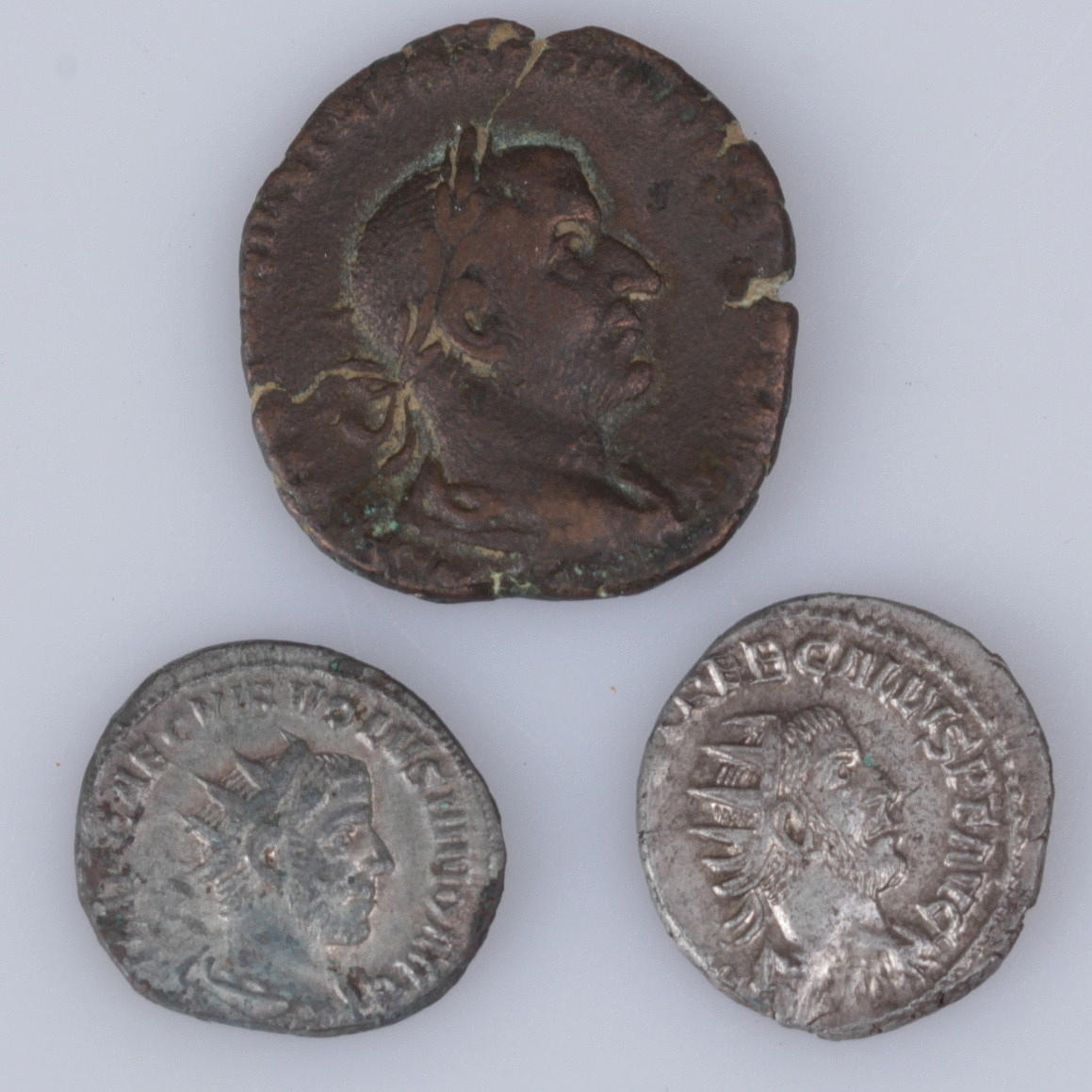 MYNT, 3 st. Trebonianus Gallus och Volusian 251-253 e.kr.