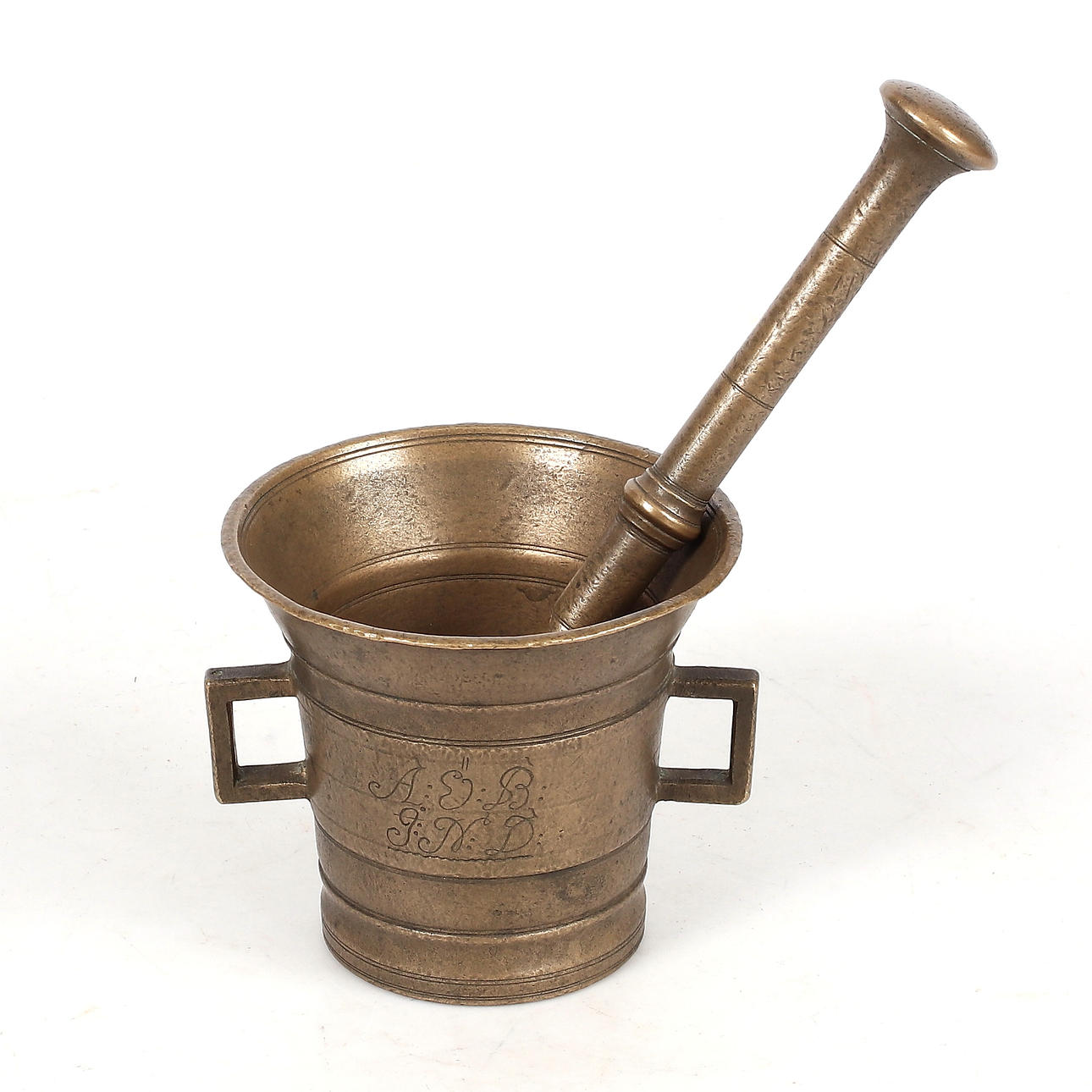 MORTAR, with impact, bronze, marked 1775.