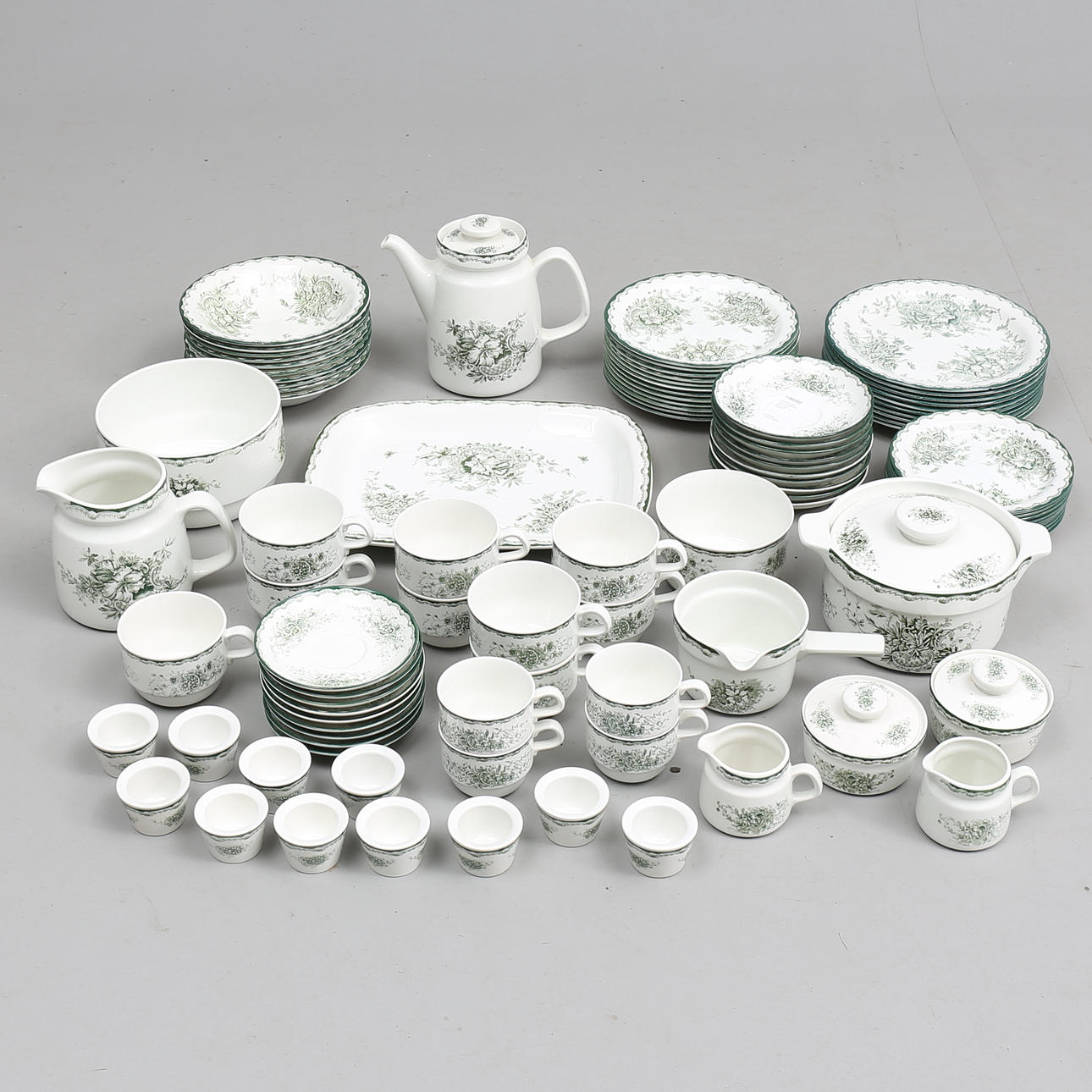 SERVIS, "Grön Anna" Rörstrand, 1900-talets andra hälft, ca 95 delar.
