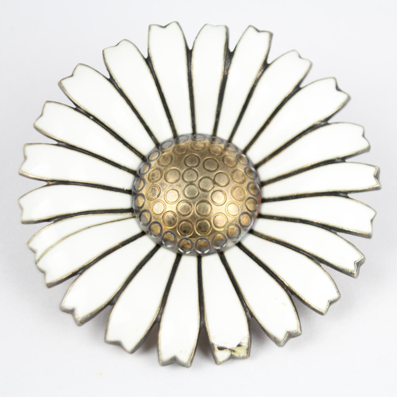 GEORG JENSEN. BROOCH "Daisy" silver with enamel.