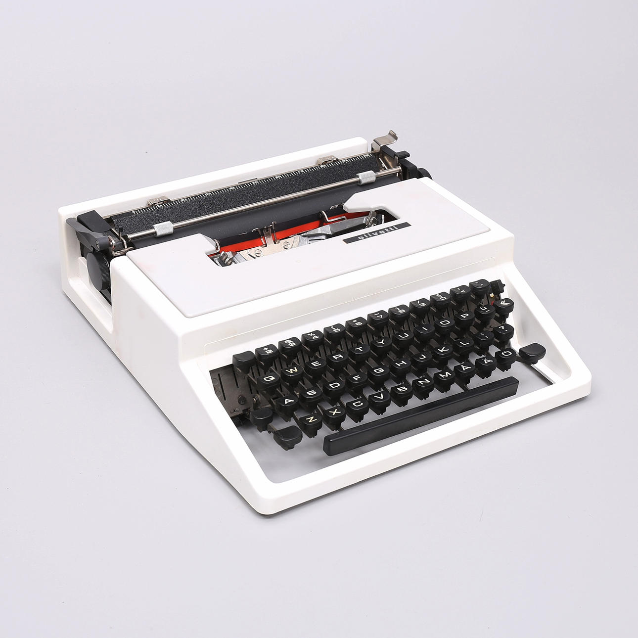 SCHREIBMASCHINE, Olivetti, in Tasche.