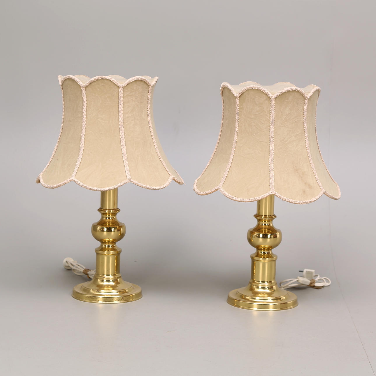 BORDSLAMPOR, ett par, 1900-talets andra hälft.