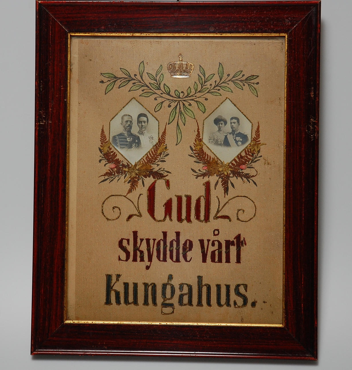 KUNGATAVLA, " Gud skydde vårt kungahus " 1900-talets första hälft.