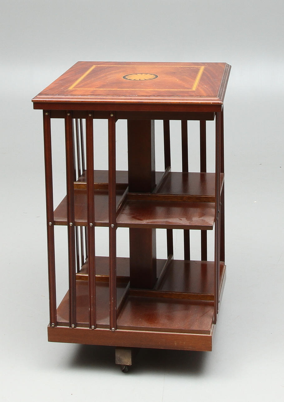 BOKSNURRA, intarsia, 1900-tal.