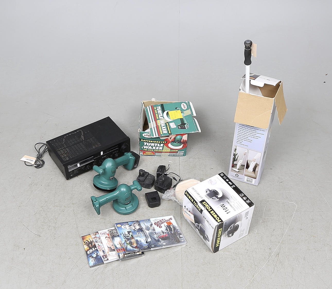 STEREO RECEIVER, Yamaha R-3 samt VERKTYG mm.