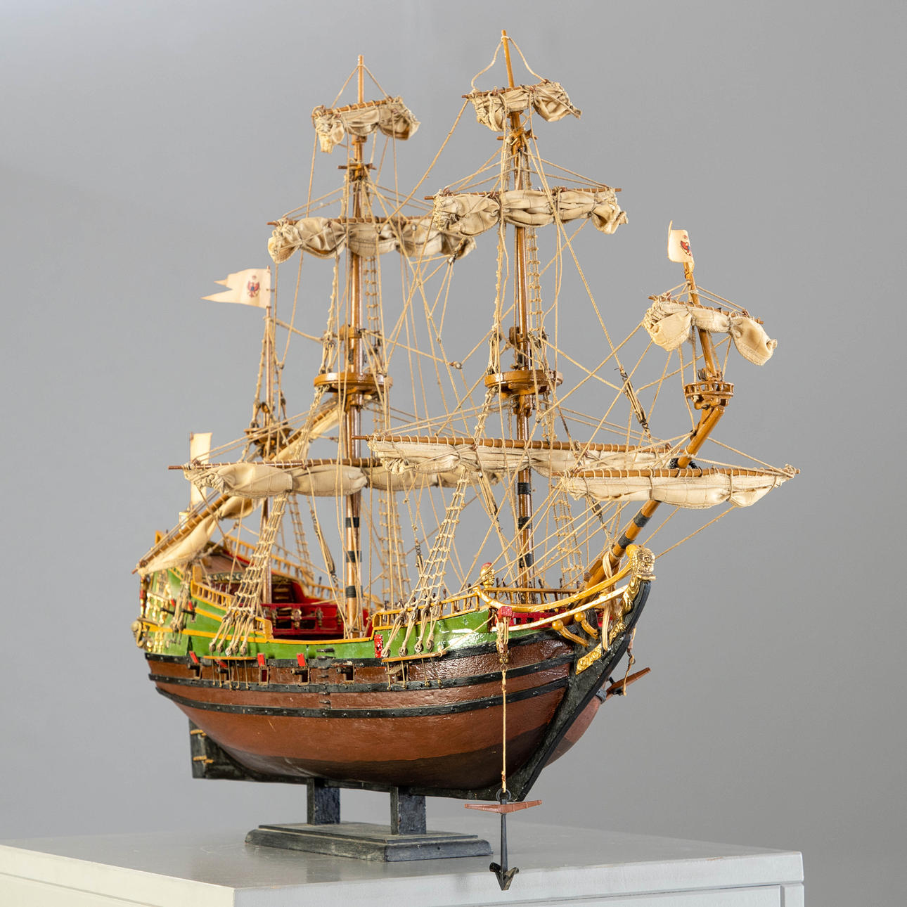 Schiffs-Standmodell Fregatte "Berlin".