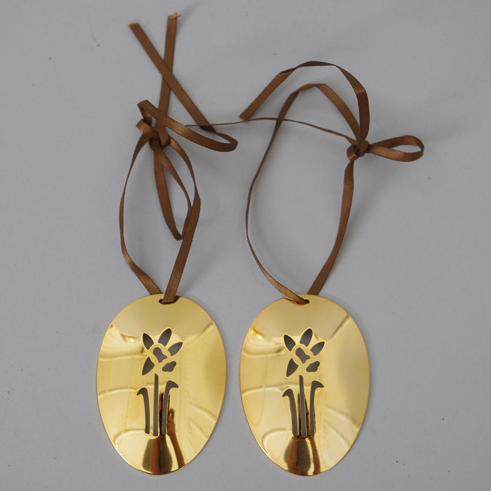 PÅSKPRYDNADER, design Regitze Overgaard, Georg Jensen, 2006, förgylld mässing.