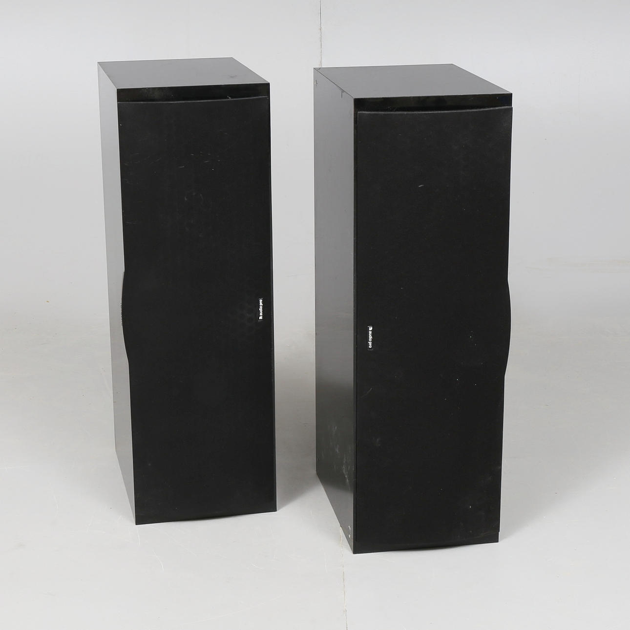 AUDIO PRO VECTOR V2, one pair, 8 Ohm. Miscellaneous - Modern