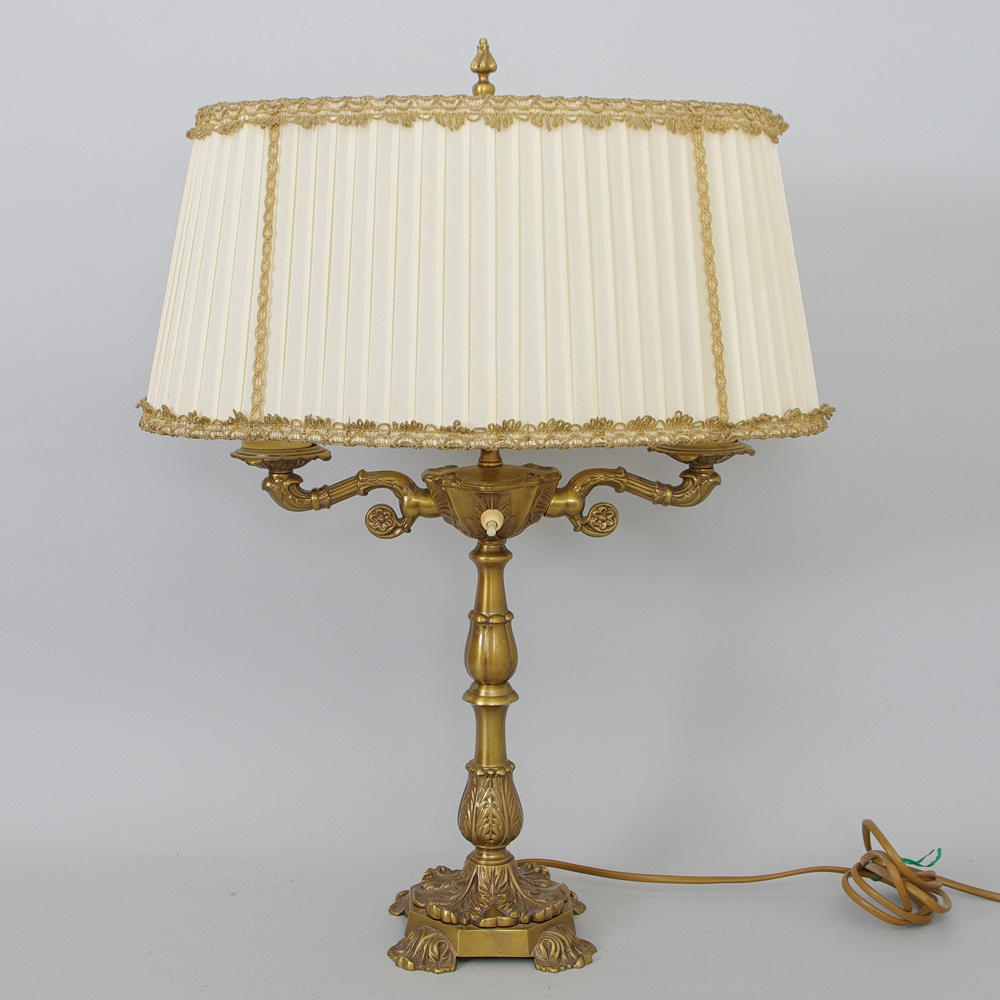 BORDSLAMPA, 2-armad, mässing.