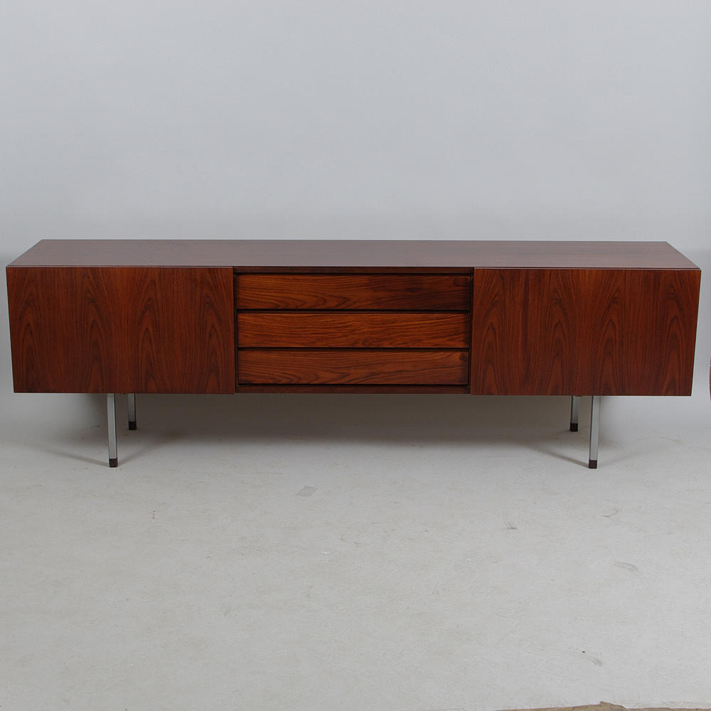 SIDEBOARD, Ib Kofod-Larsen, Akho möbler.