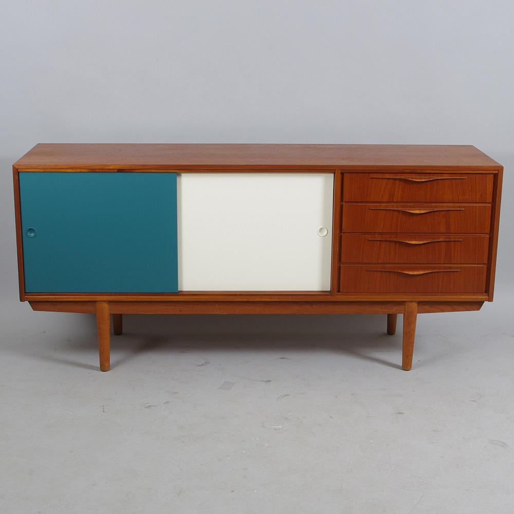 SIDEBOARD, Gunni Omann, Omann Jun.