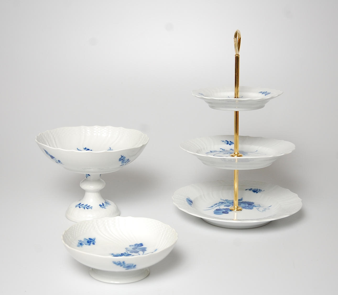 PORSLIN, 3 delar, Blå blomster, 1:sort, Royal Copenhagen.