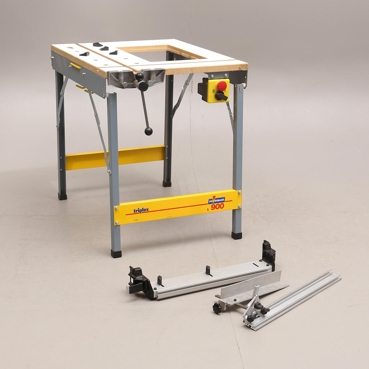 Combi table, Triplex Powerbase 900.