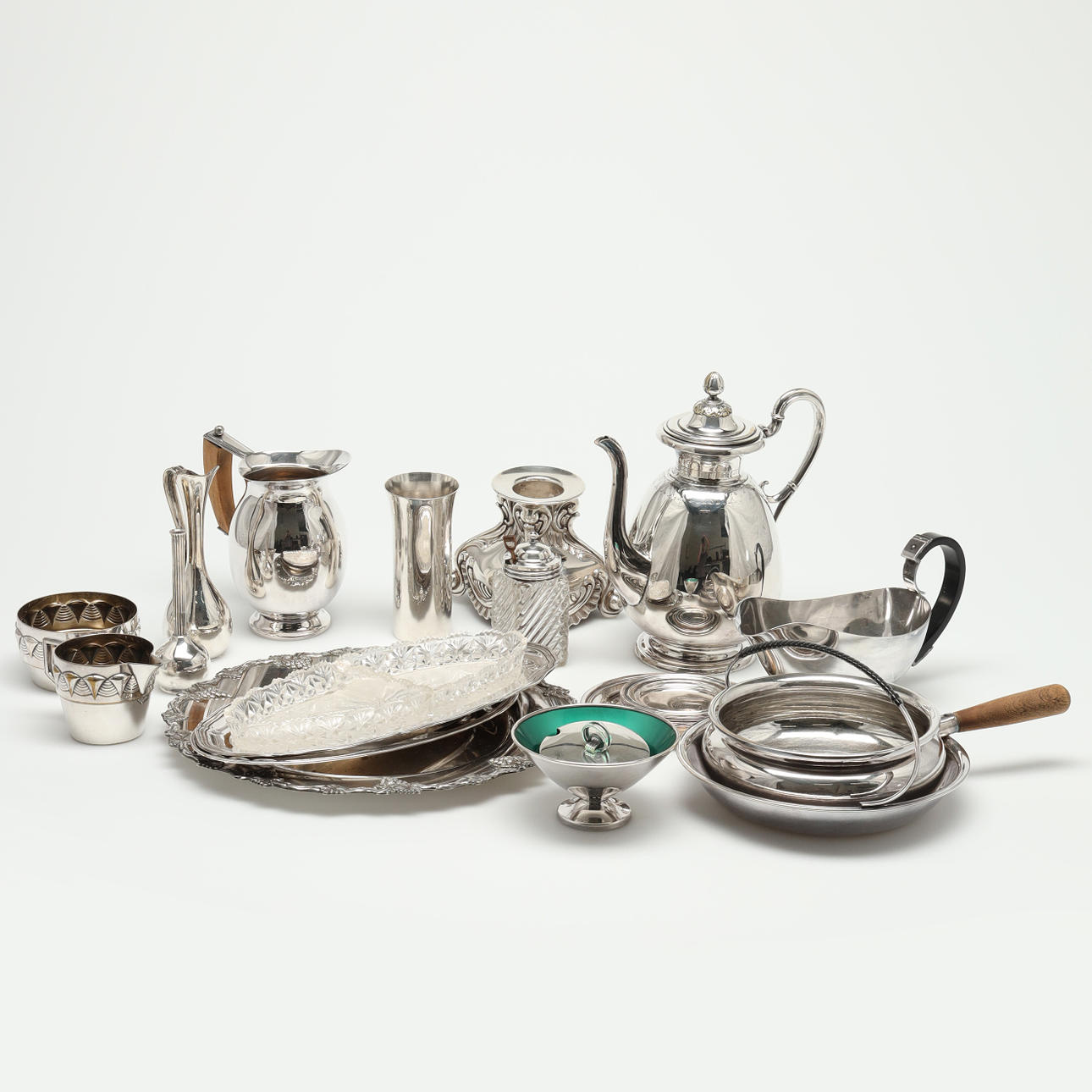 COLECCION NEW ALPACA, Jarras, bandejas etc.