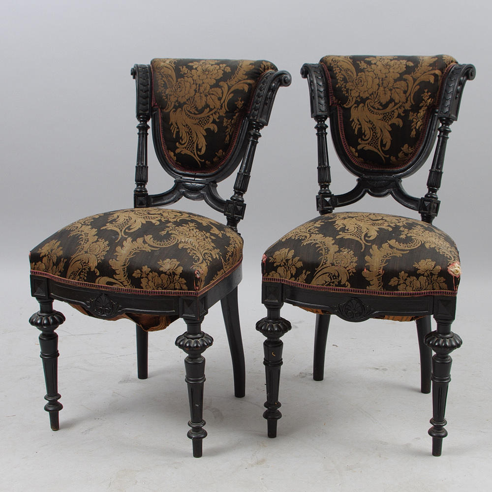 STOLAR, 1 par, svartmålade, nyrenässans.