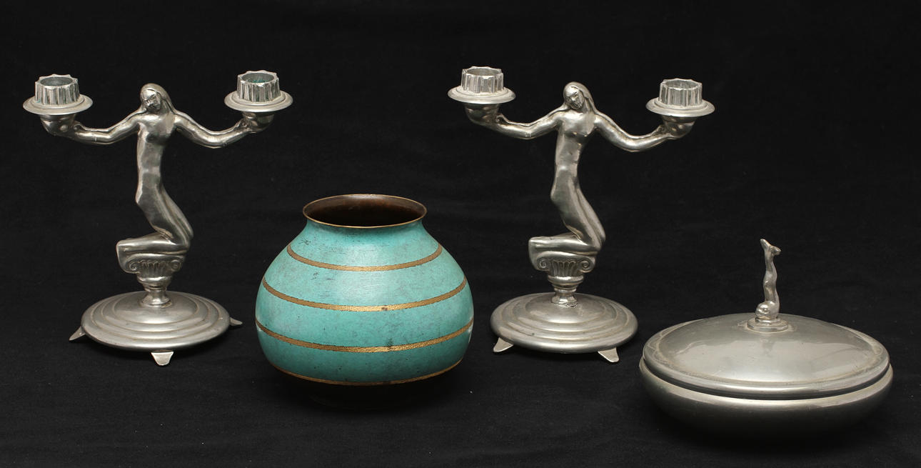 VAS WMF brons, LJUSSTAKAR 1 par samt LOCKSKÅL, tenn, Bäckström Malmö. 1900-tal.