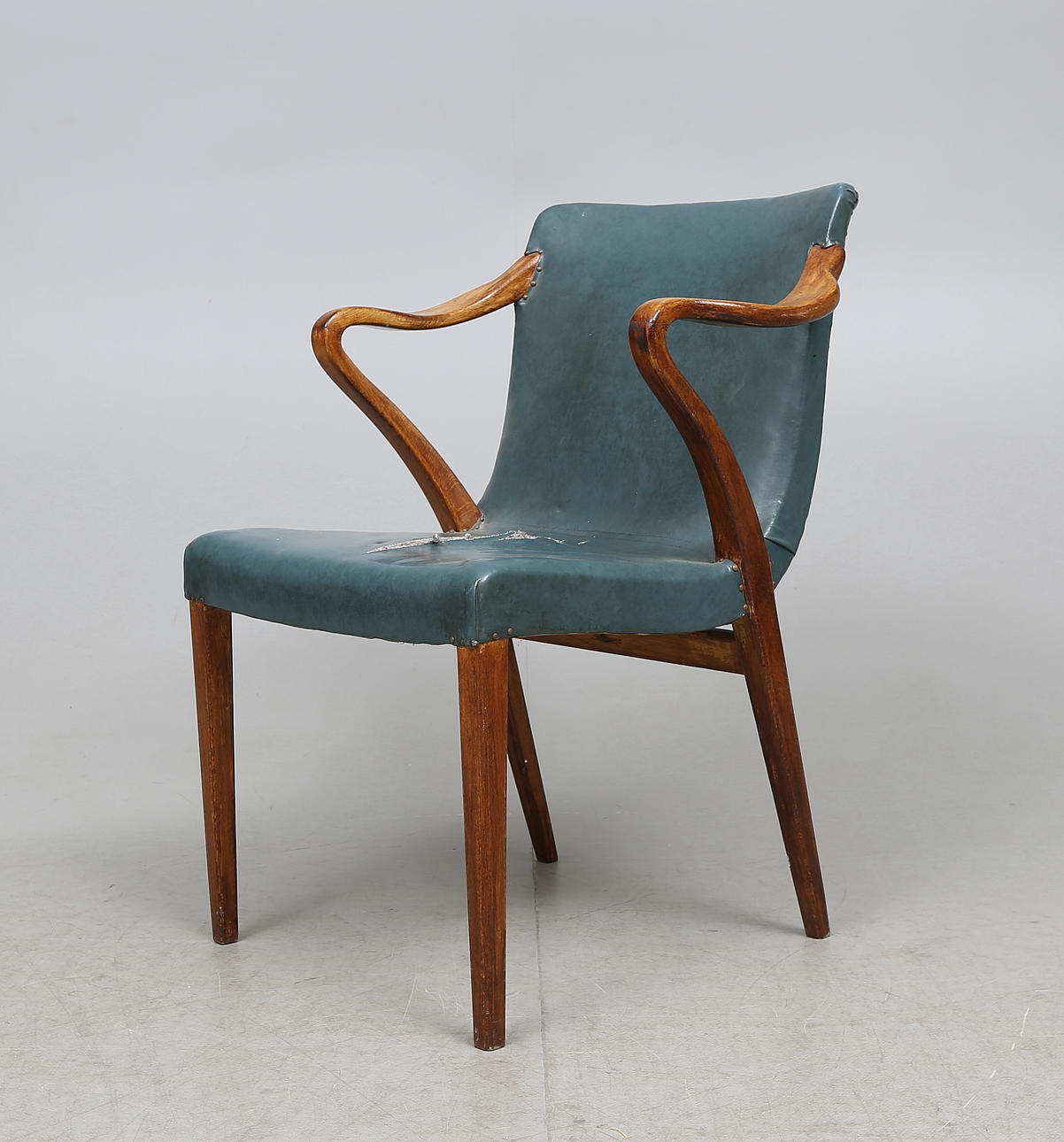 KARMSTOL, Mod 1522, Axel Larsson, Bodafors, formgiven 1935.