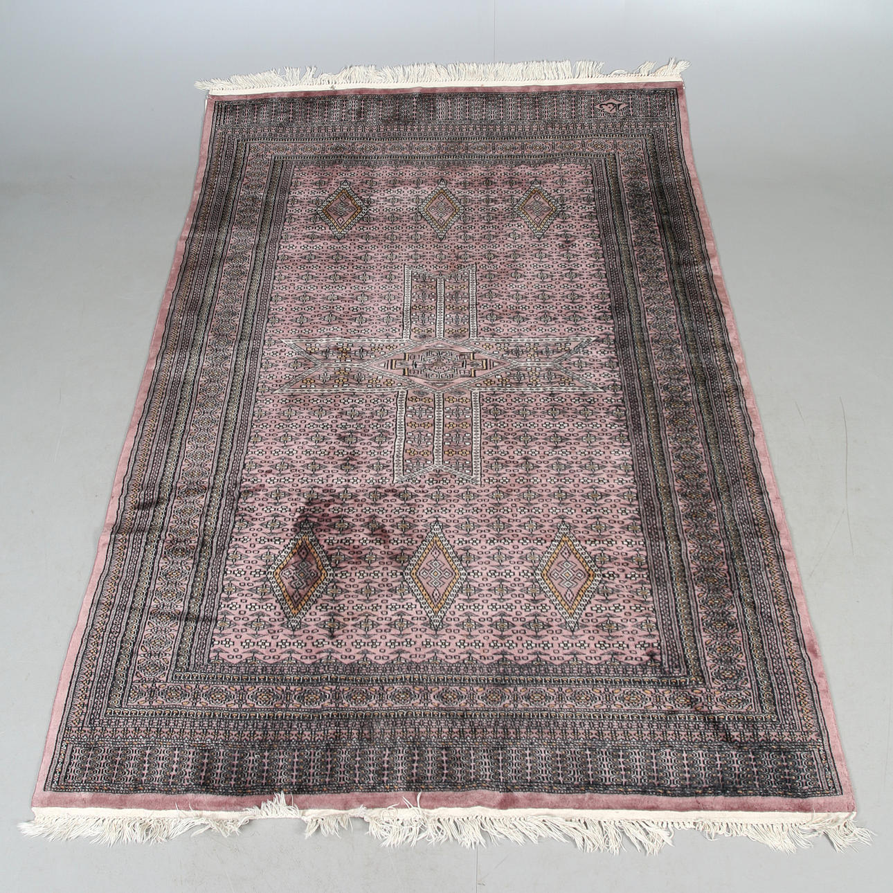 MATTA, orientalisk. 235 x 160 cm.