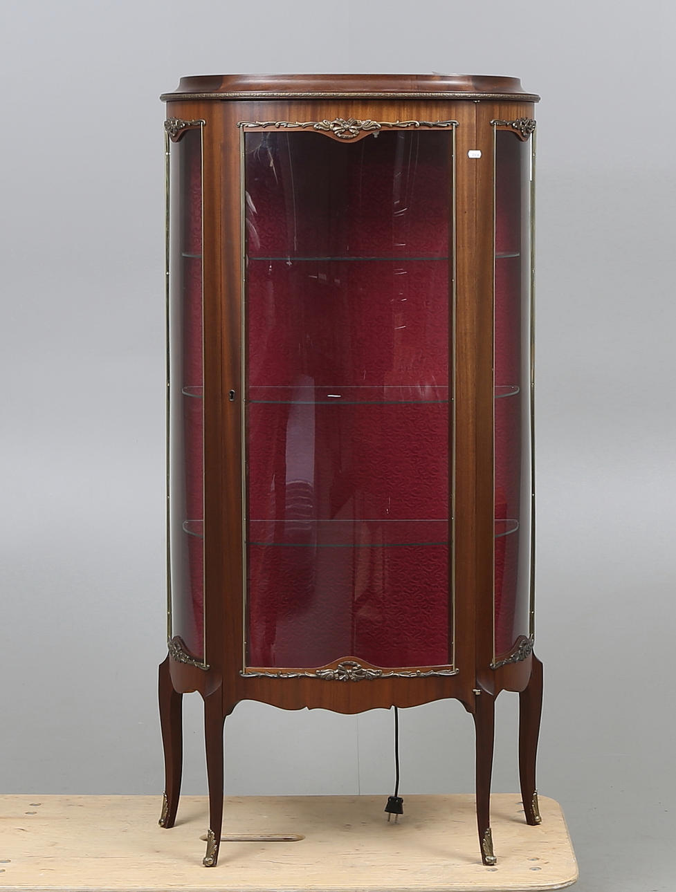 VITRINSKÅP, rokokostil, Alsterbro, 1900-tal.