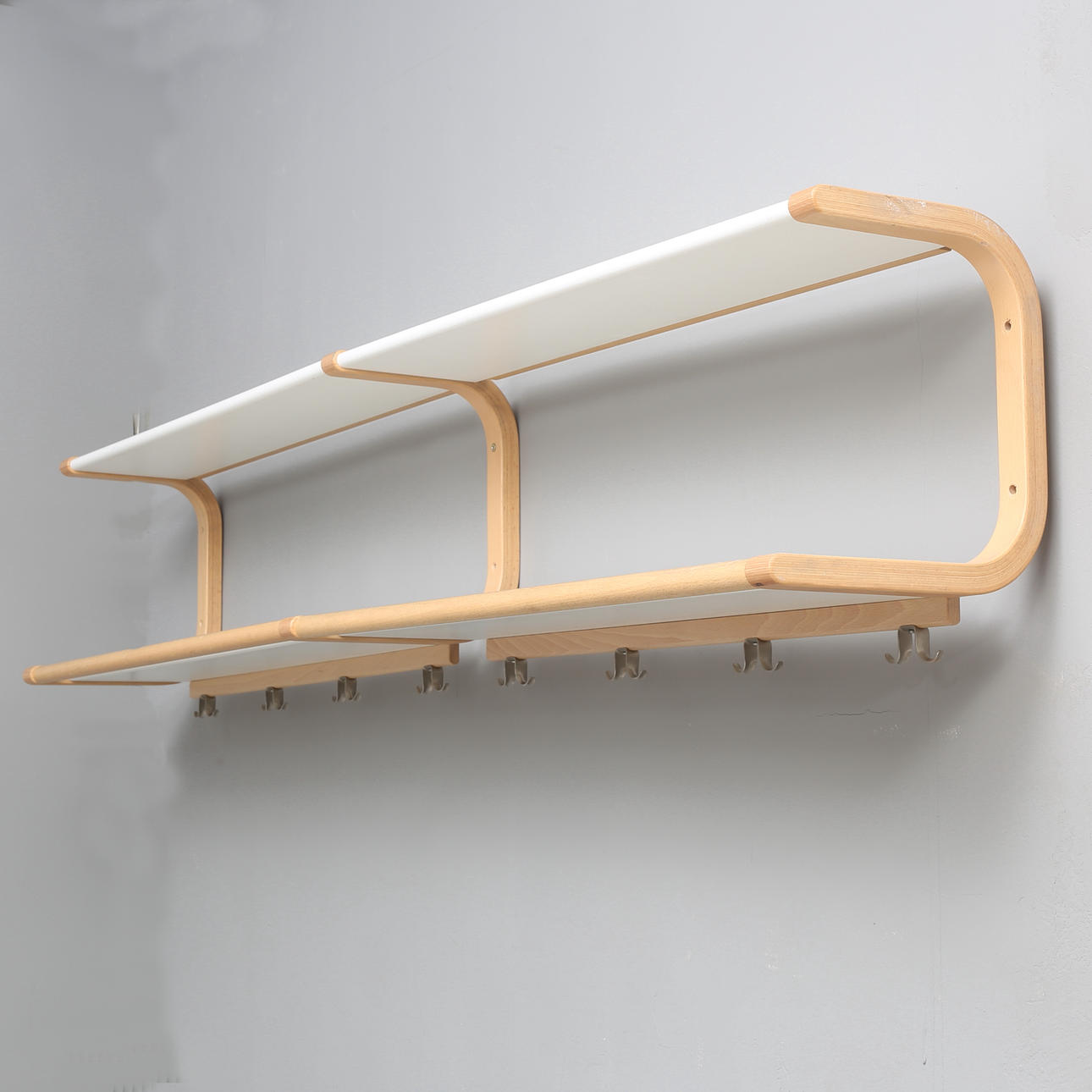 KLÄDHYLLA, troligen IKEA, 19/2000 tal.