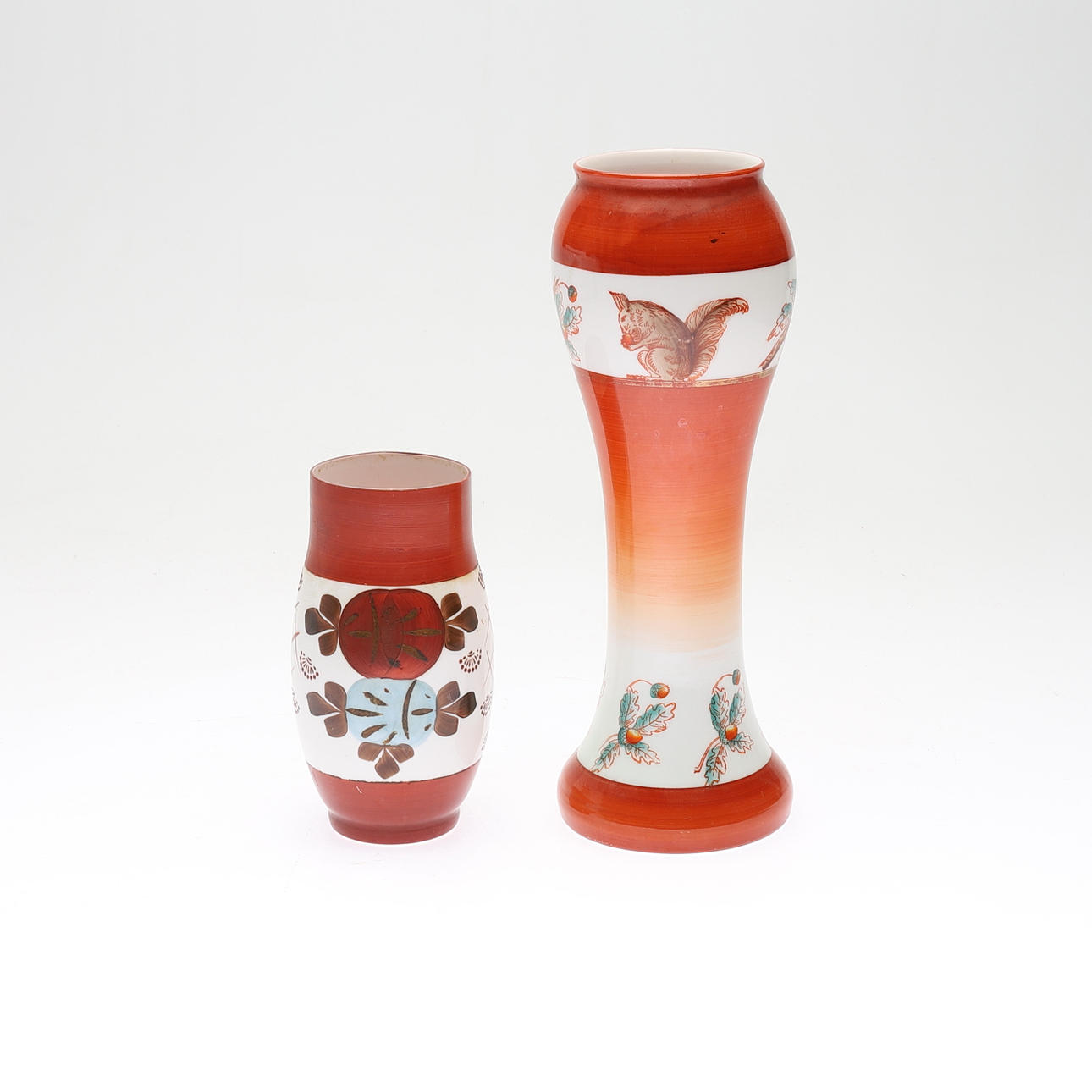 VASER, 2 st, opalinglas, 1900-tal.