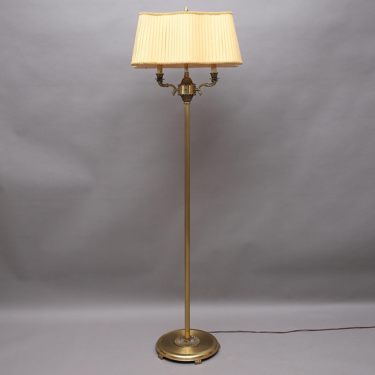 FLOOR LAMP, brass, 2-armed.