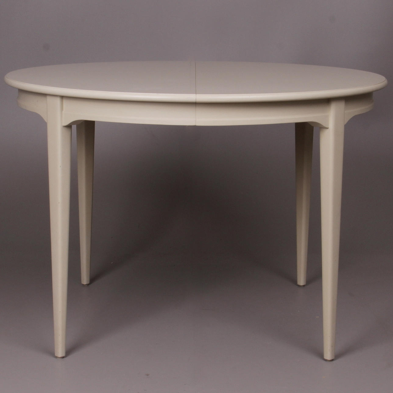 MATSALSBORD, 2 iläggsskivor, skyltmärkt Svante Skogh, 1960-tal.