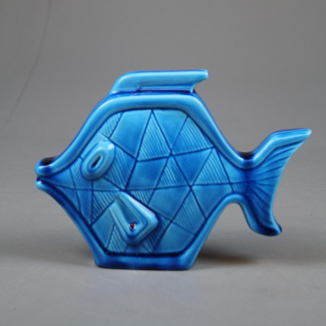 GUNNAR NYLUND. FIGURE "fish".