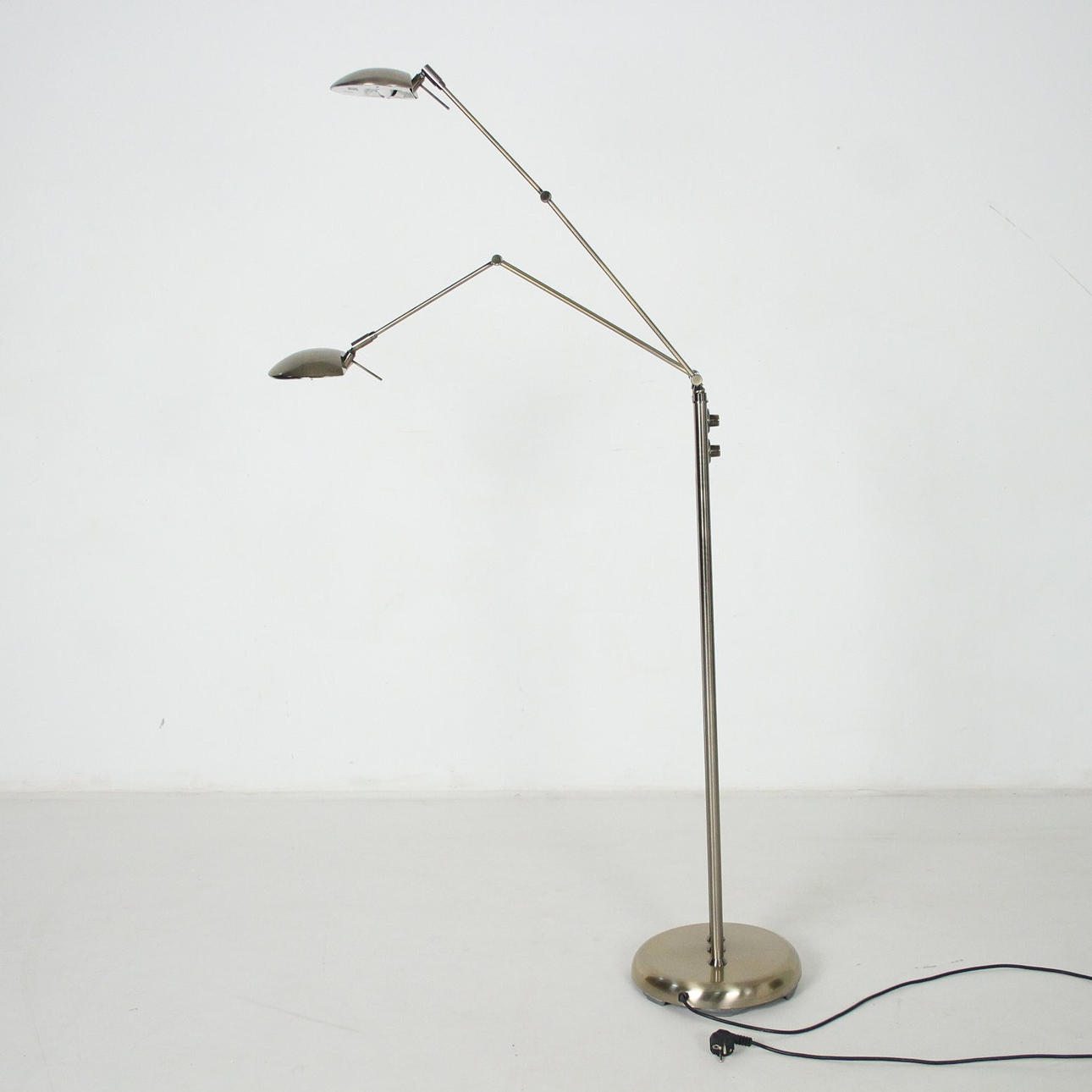 Pujol Iluminacion S.L Stehlampe.