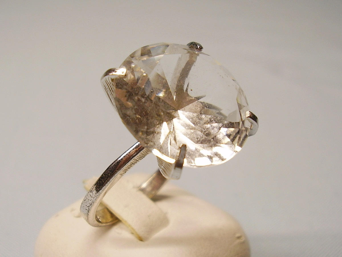 BERGKRISTALL RING SILVER 925 signerad GAF.