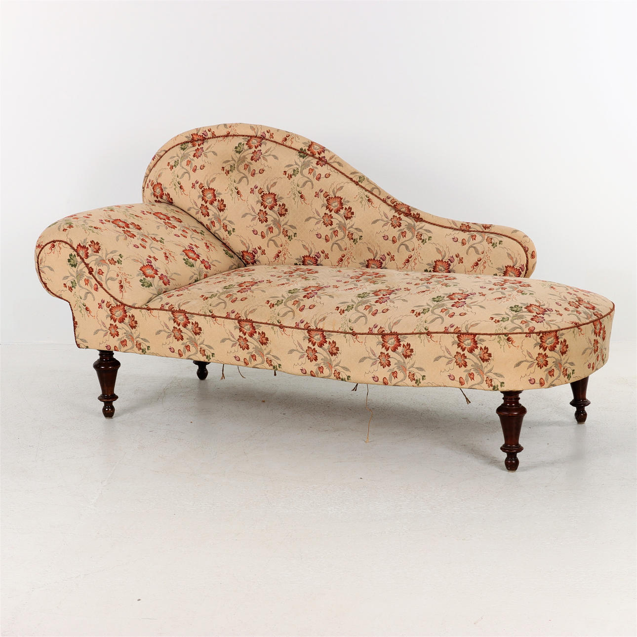 DIVAN, segunda mitad del siglo XIX.