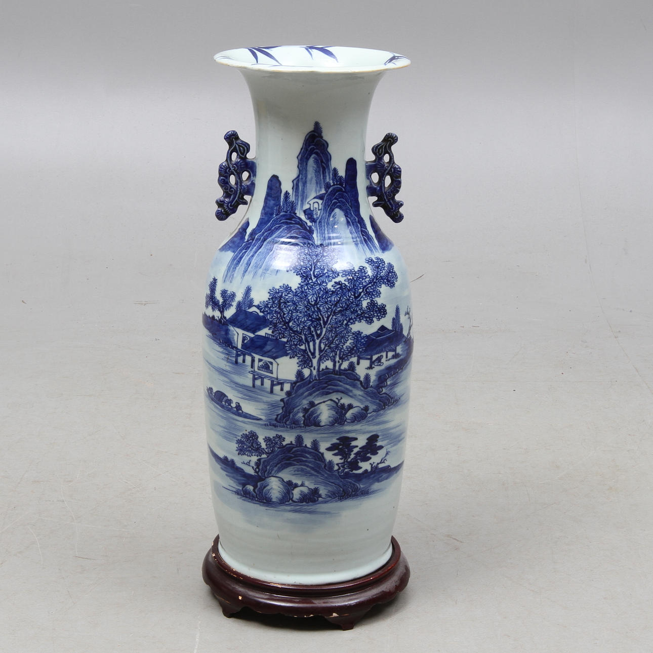 GOLVVAS, porslin, Kina, 1800/1900-tal.