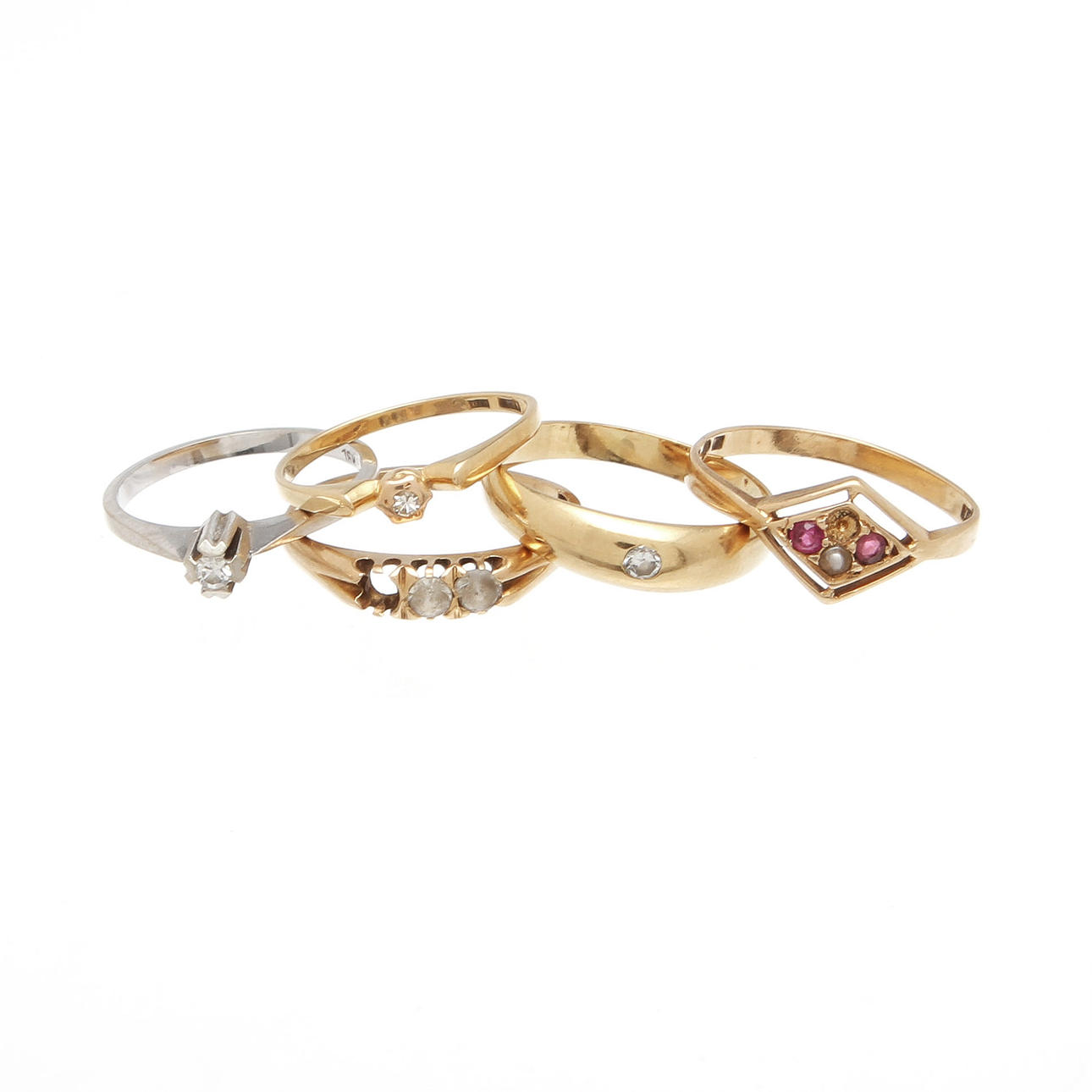RINGAR, 5 st, guld 18k, ca 8,9 gram.