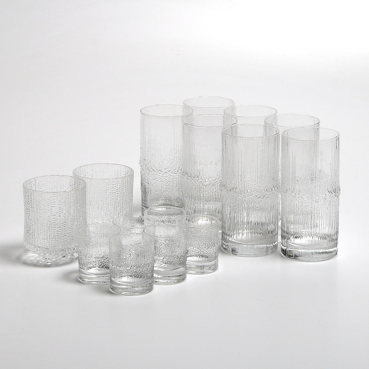 GLAS, 15 delar, "Niva" och "Ultima Thule", Tapio Wirkkala, Iittala. 1900-talets andra hälft.
