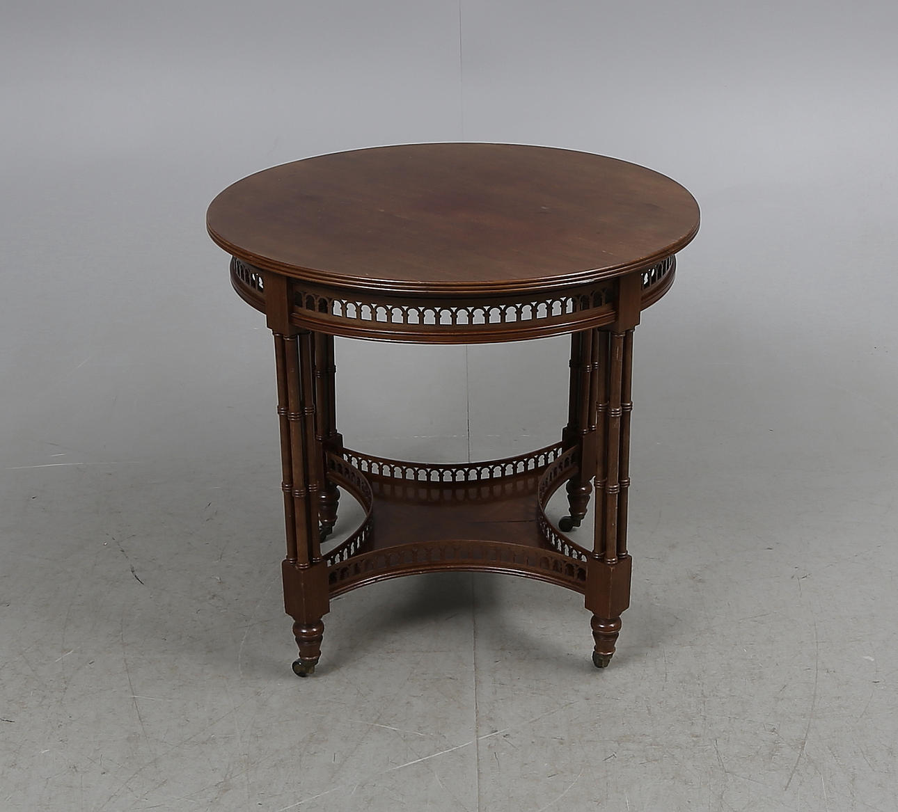 DRINKBORD, möjligen England, 1800/1900 tal.