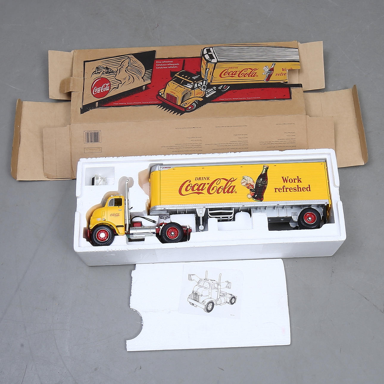 KORMA-AUTO PERÄVAUNULLA, Coca-Cola, 1900/200s.