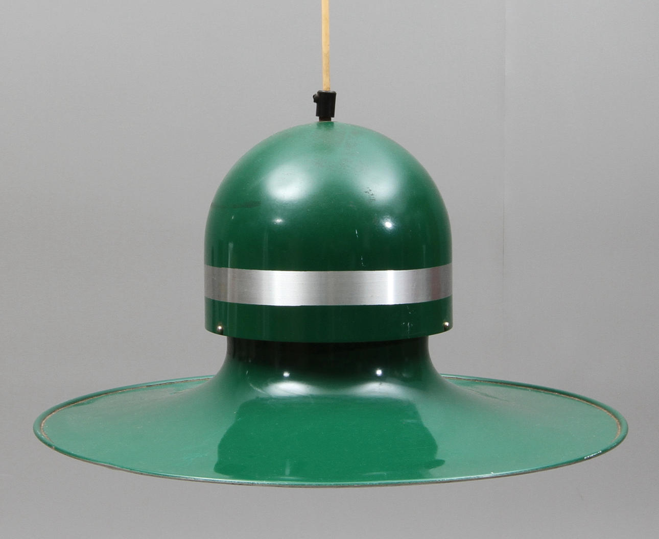 TAKLAMPA, plåt, troligen Kosta Lampan, 1970-tal.