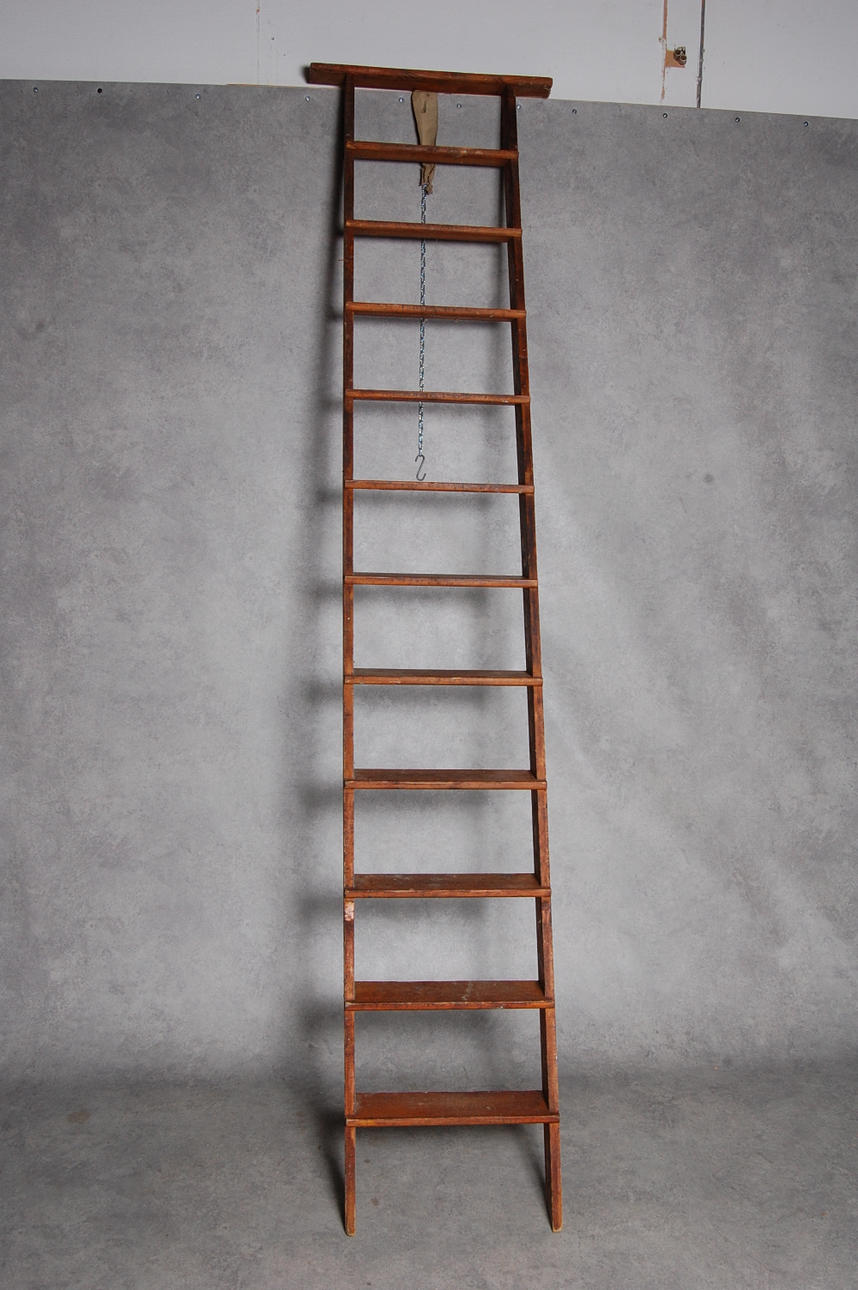 TRAPPSTEGE, 1900-tal, längd 285 cm.