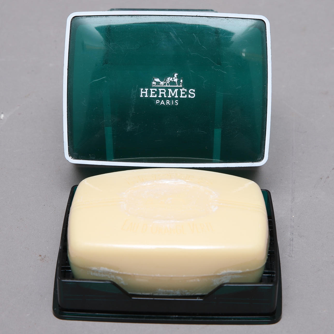 HERMÉS. parfümierte Seife, "Eau D'Orange Verte", Paris.