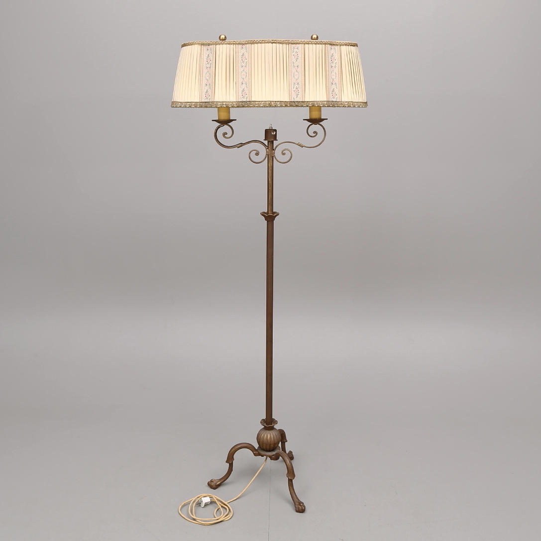 GOLVLAMPA, järnsmide,lysrör, Bjerkås armatur, 1940-tal.