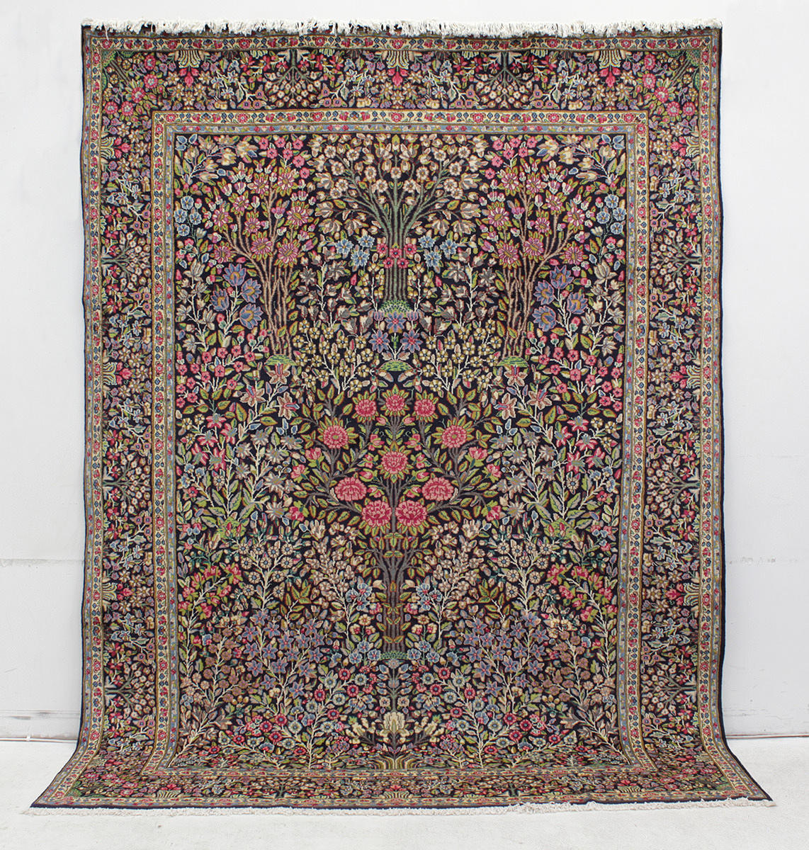 MATTA, Orientalisk, Kirman Lavar, 335 x 246 cm.