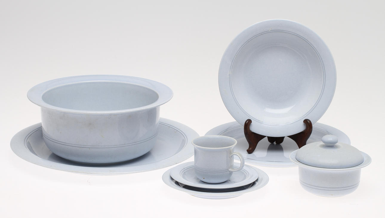 MATSERVISDELAR, ca 52 delar, "Artica" Arabia.