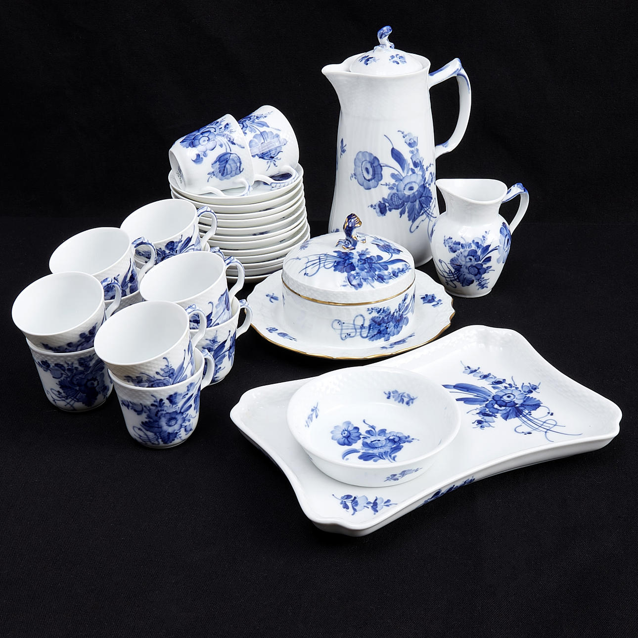 ROYAL COPENHAGEN, ''Blaue Blume'', Mokkaservice, 17 dlr.