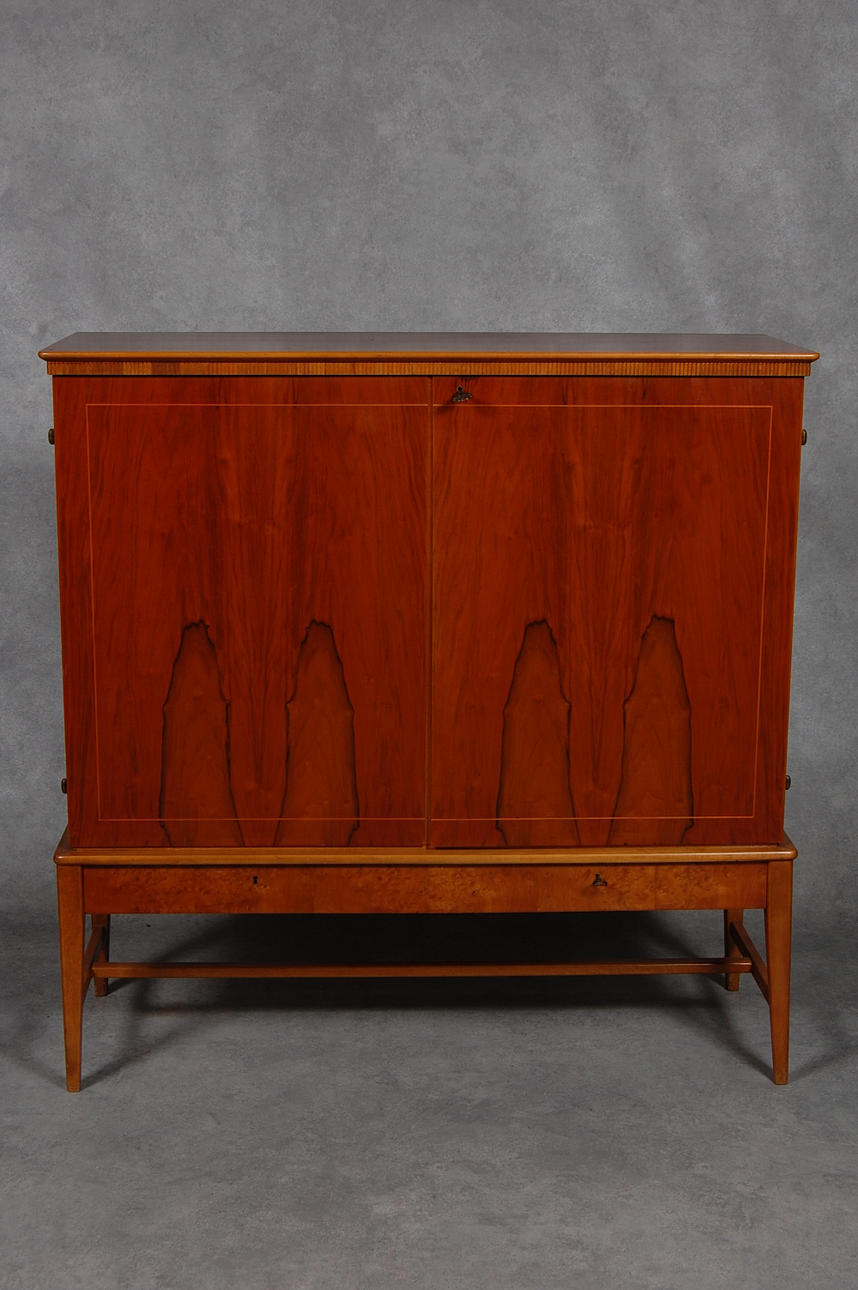 SKÅP,1950-tal. Waggeryds Möbelfabrik.